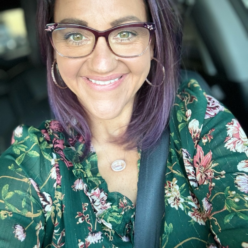 Meet your Posher, Andrea